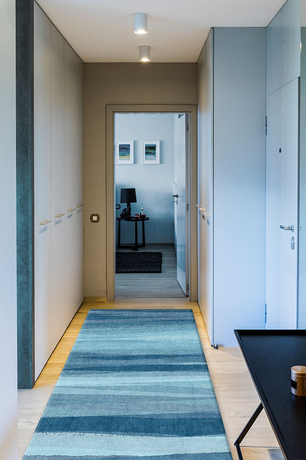 2-5x7_hallway