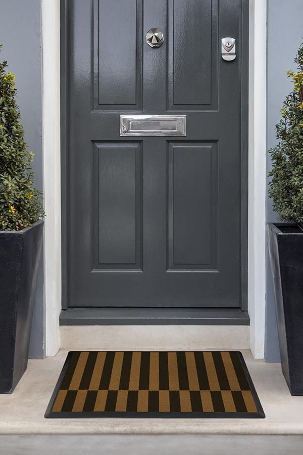 DM23_front_door