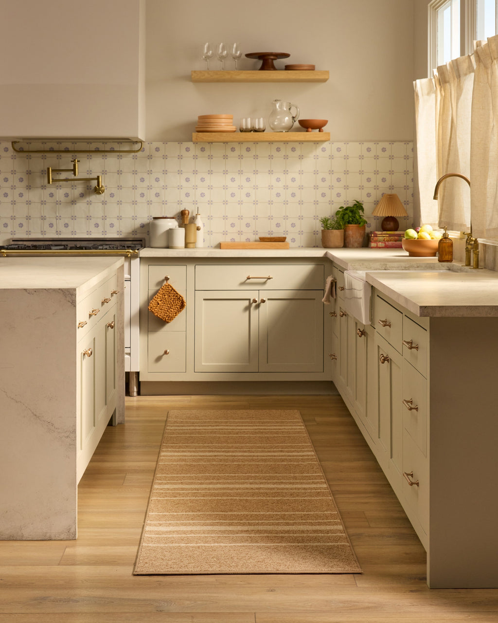 2.5x10_kitchen