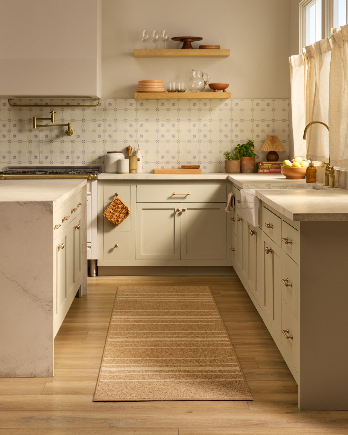 2.5x10_kitchen