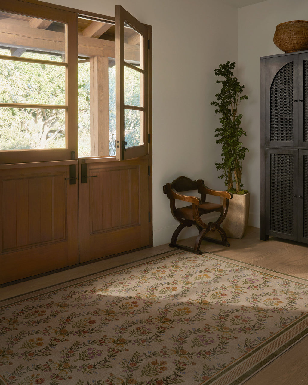 5x7_entryway