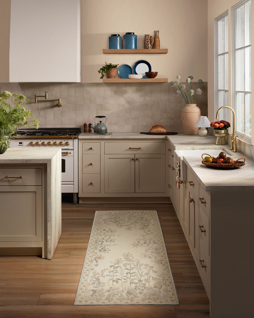 2-5x7_kitchen