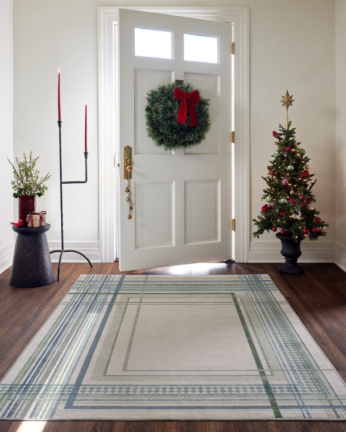5x7_entryway