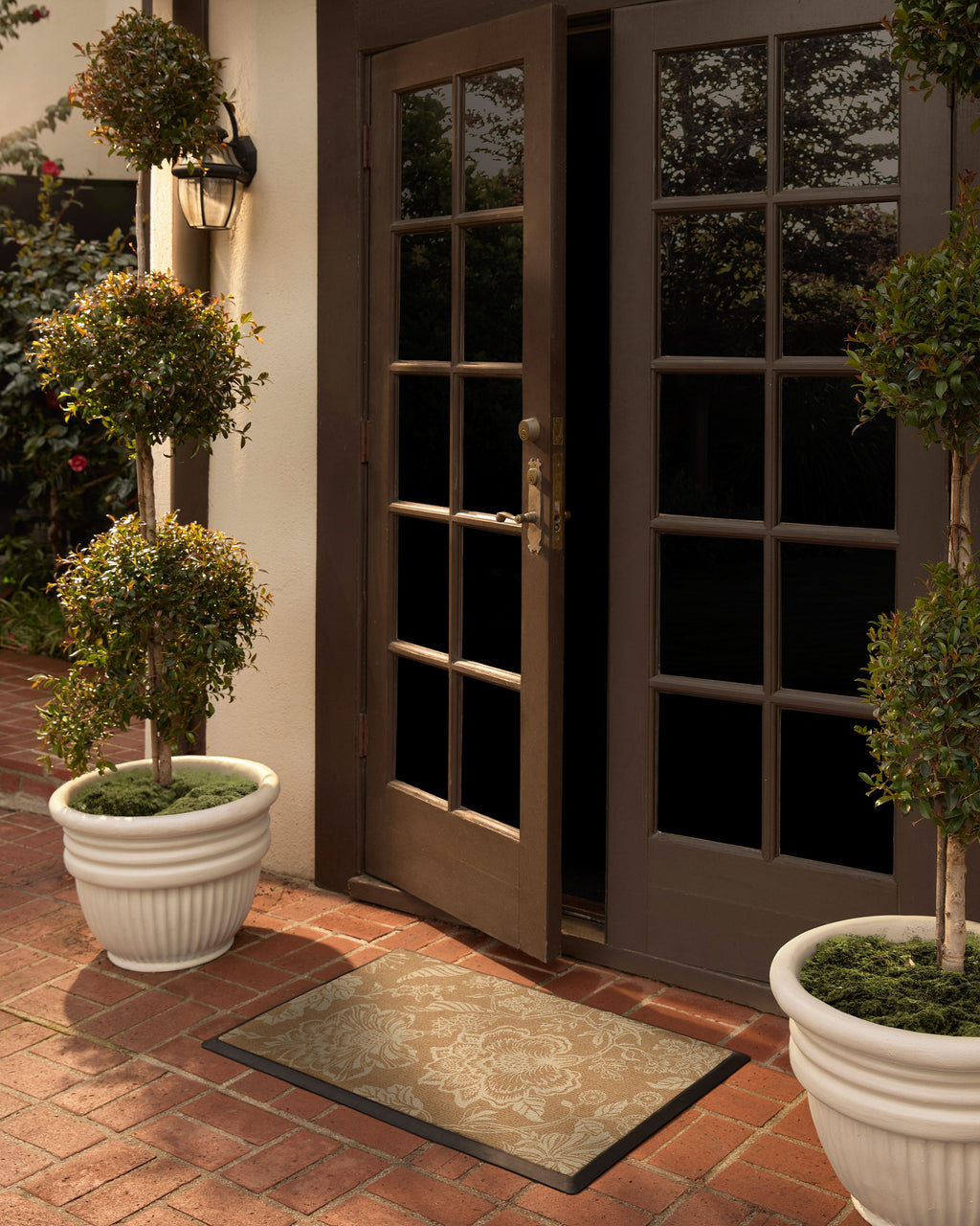 DM23_entryway