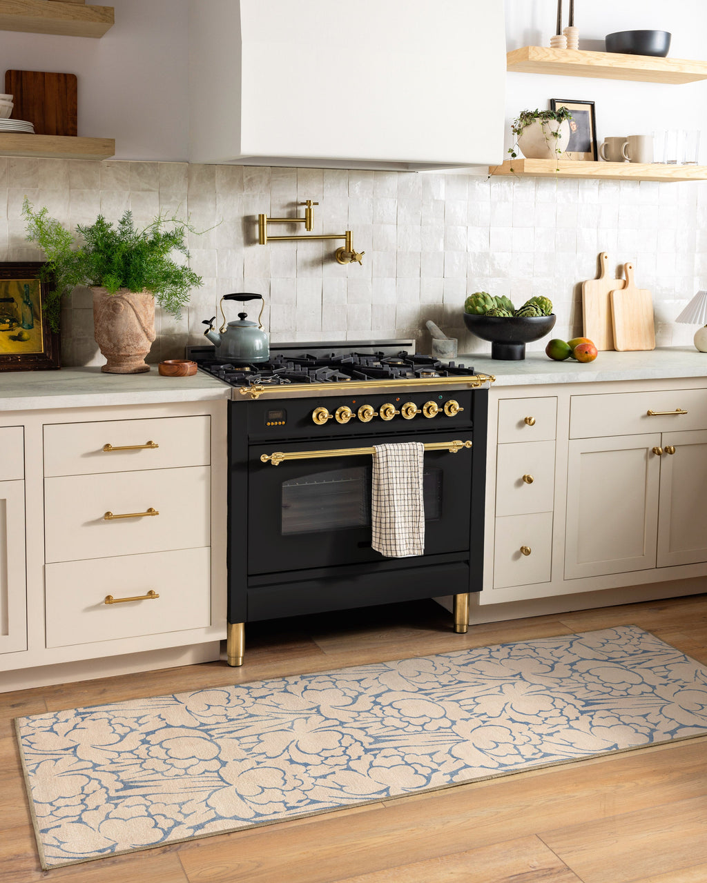 2-5x7_kitchen