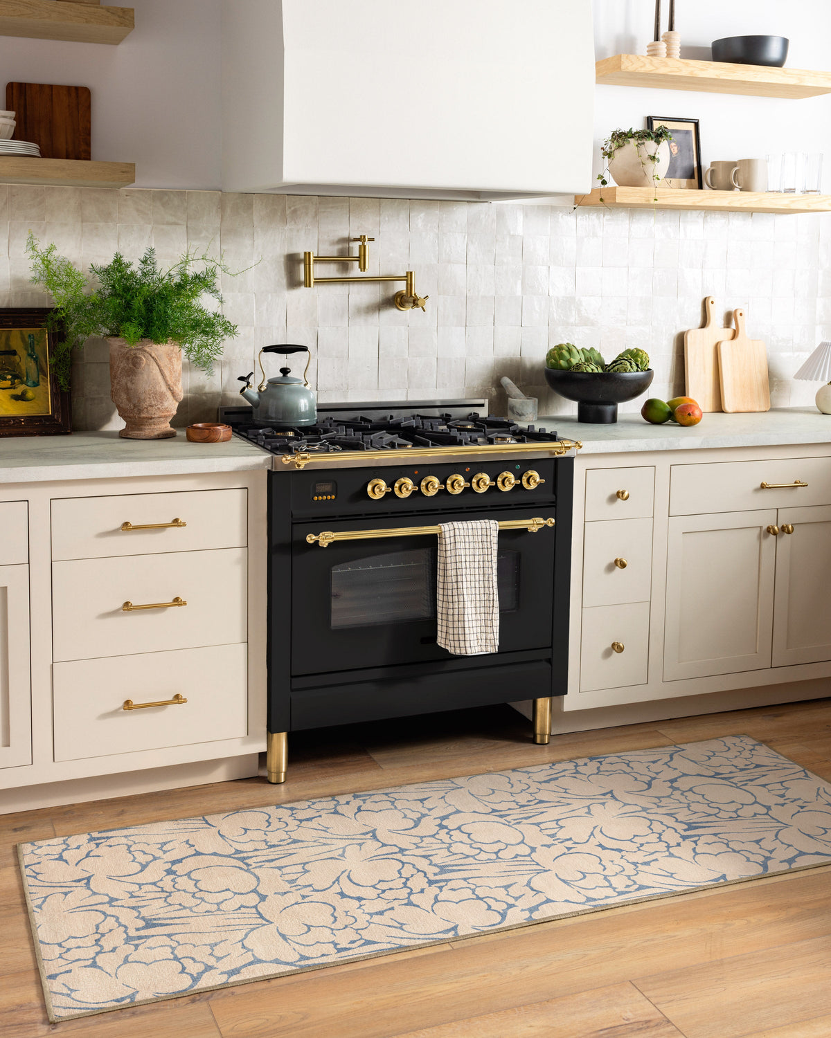 2-5x7_kitchen
