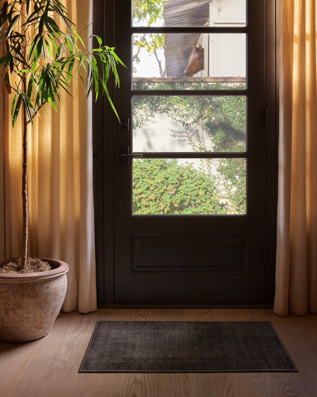 2x3_entryway