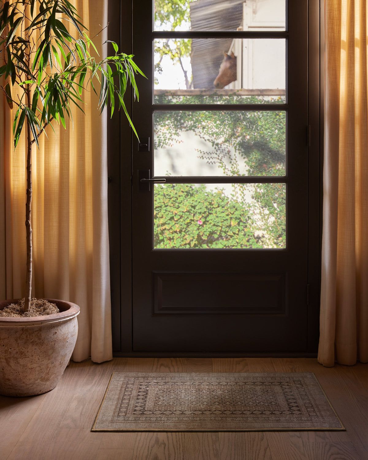 2x3_entryway