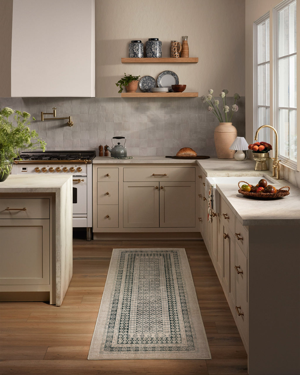 2-5x7_kitchen
