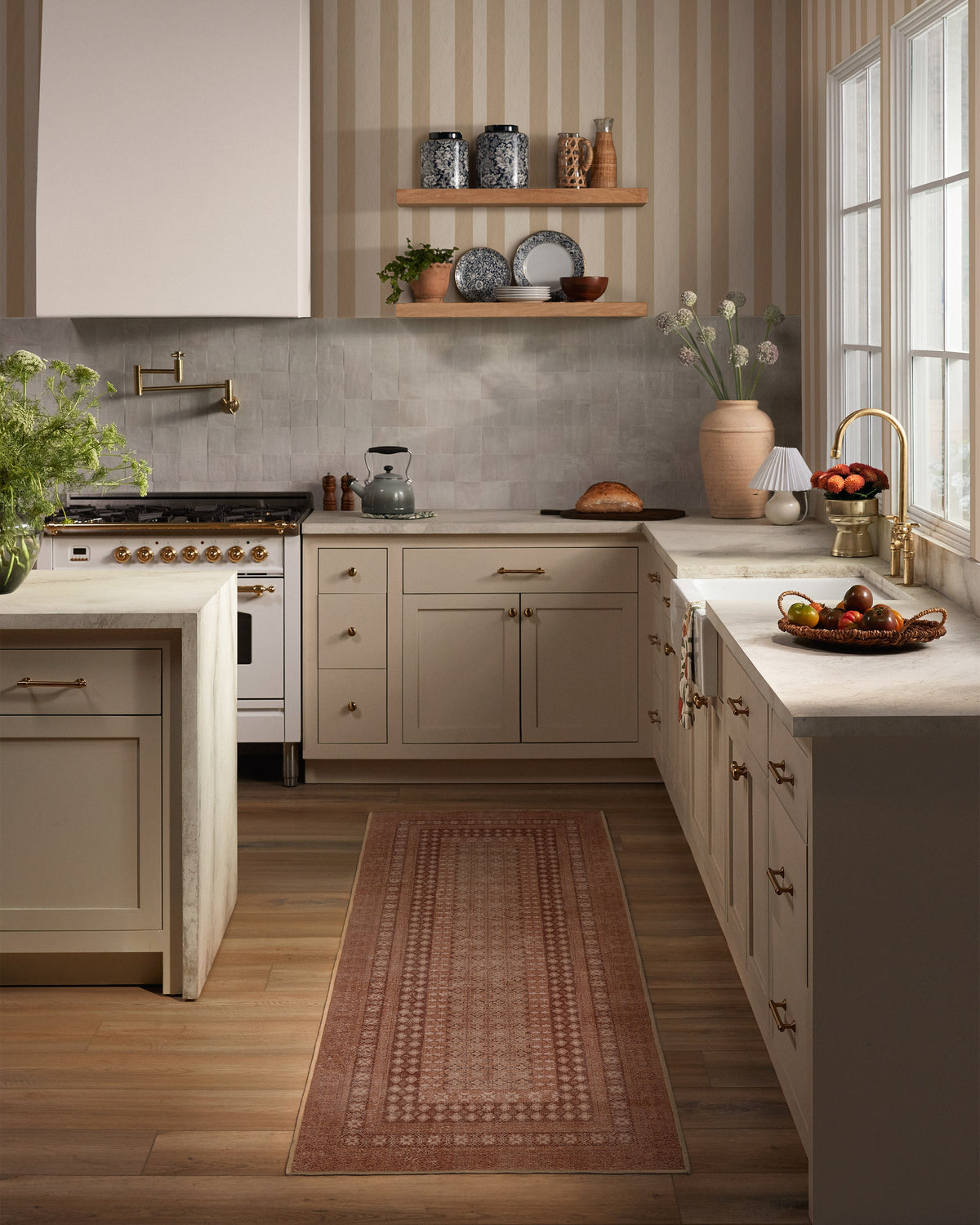2-5x7_kitchen