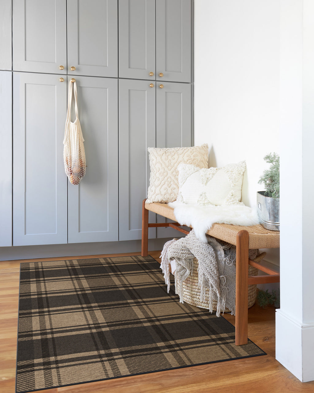 3x5_entryway