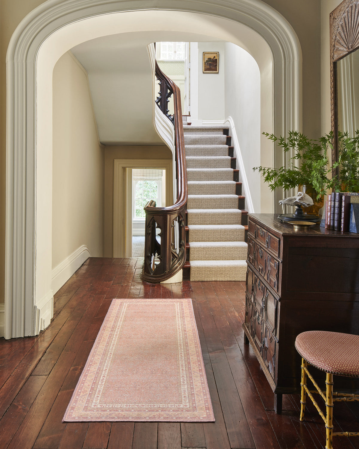 2-5x7_hallway
