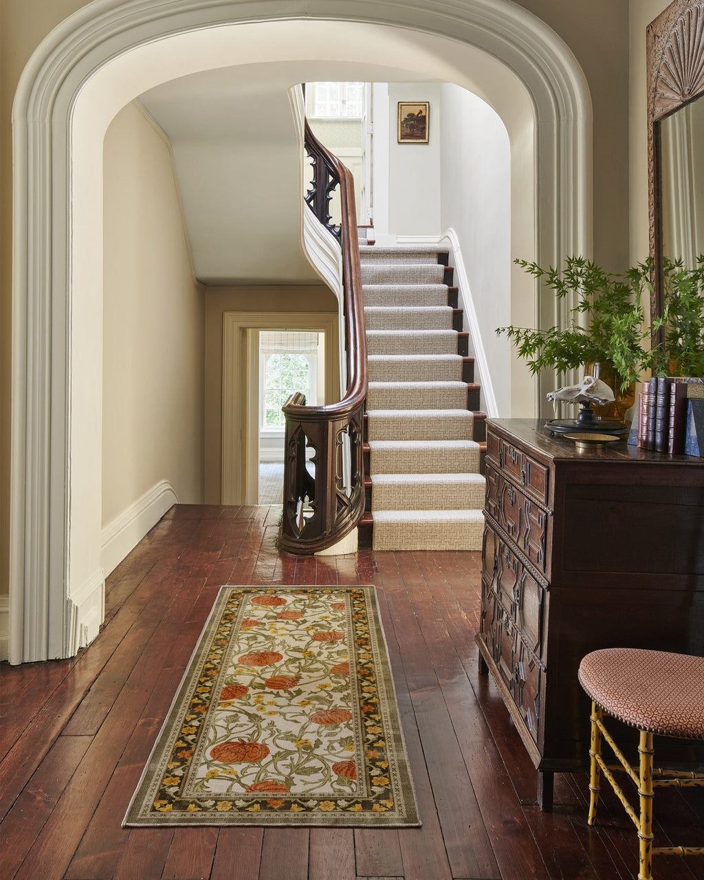2-5x7_hallway