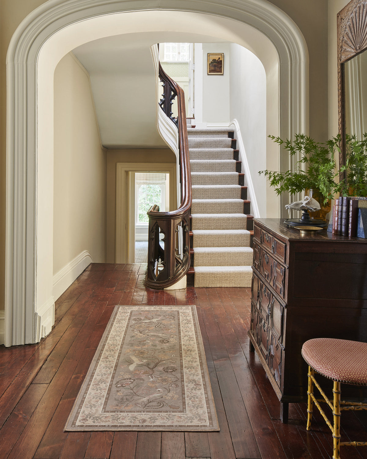 2-5x7_hallway