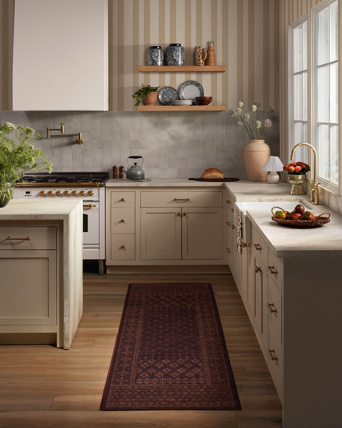 2-5x7_kitchen
