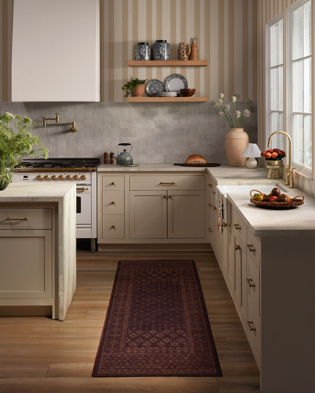 2-5x7_kitchen