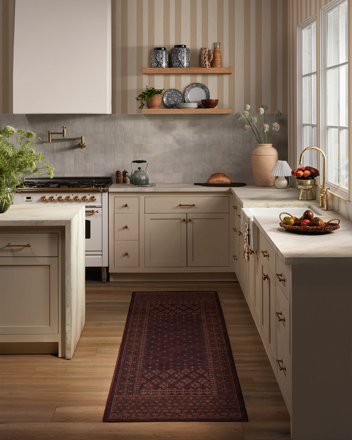 2-5x7_kitchen
