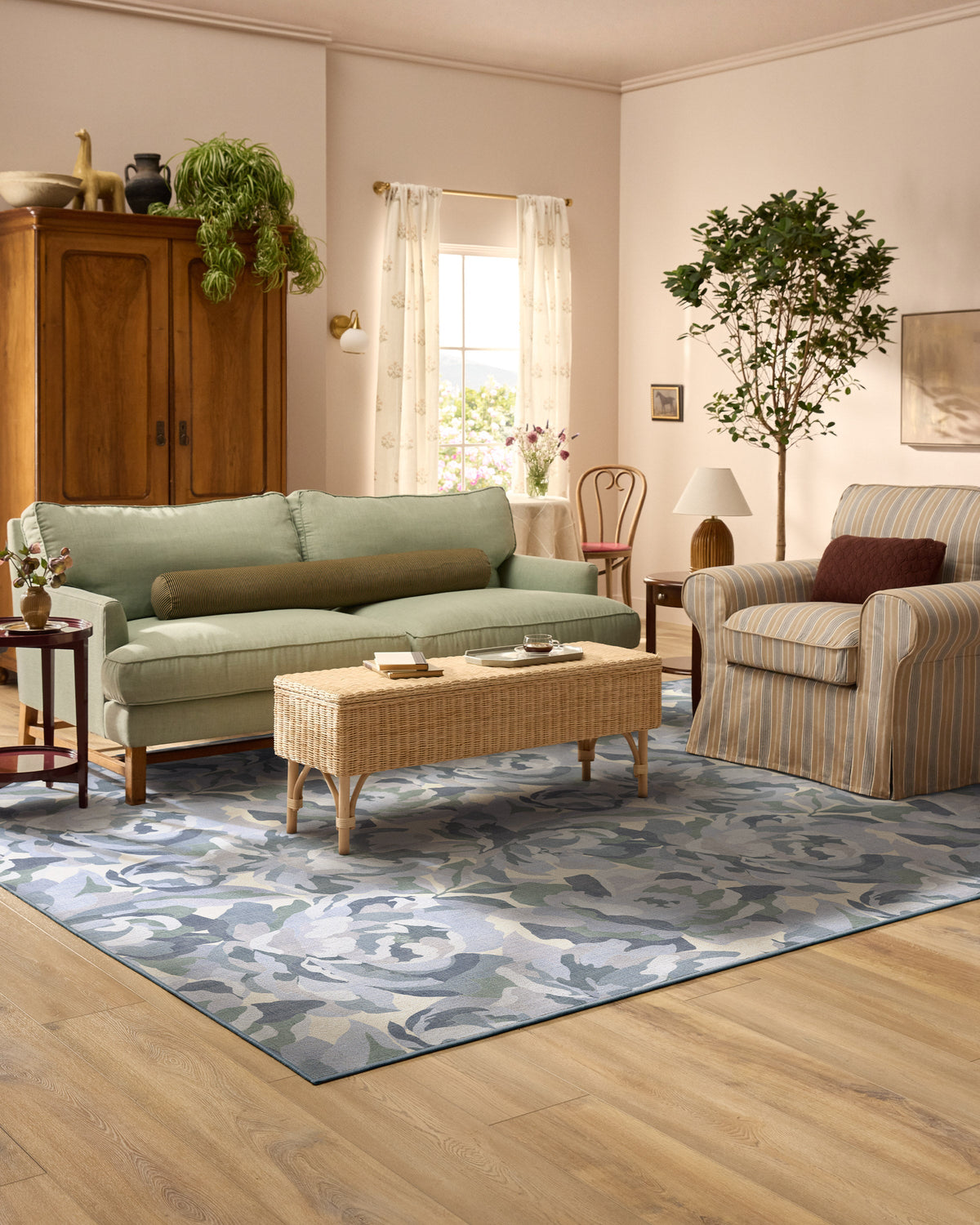 9x12_living_room