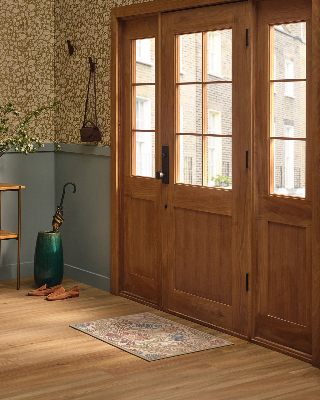 2x3_entryway