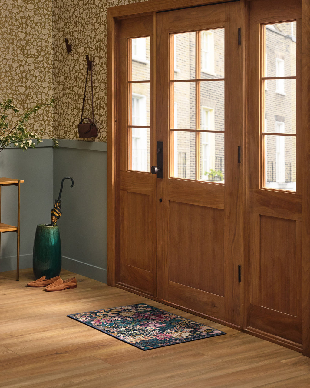 2x3_entryway
