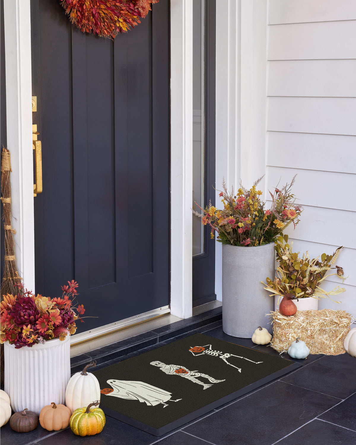 DM23_front_door