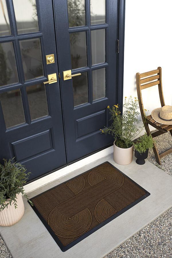 DM23_front_door