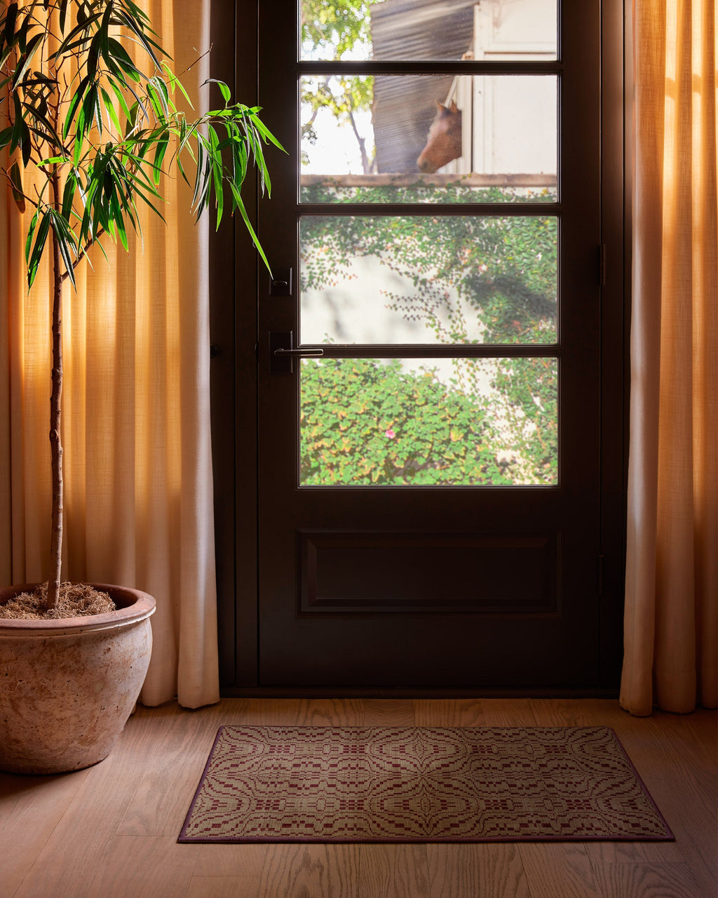 2x3_entryway