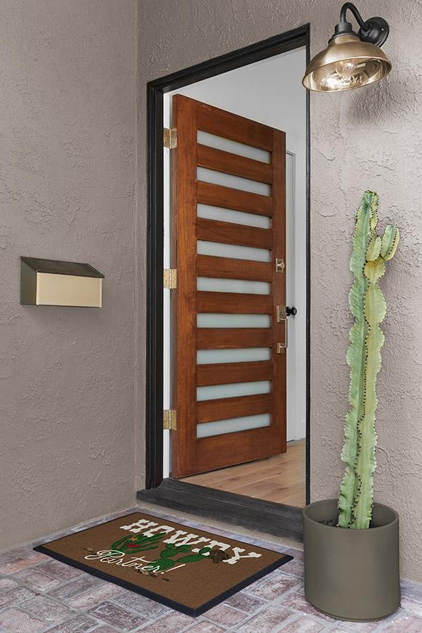 DM23_front_door