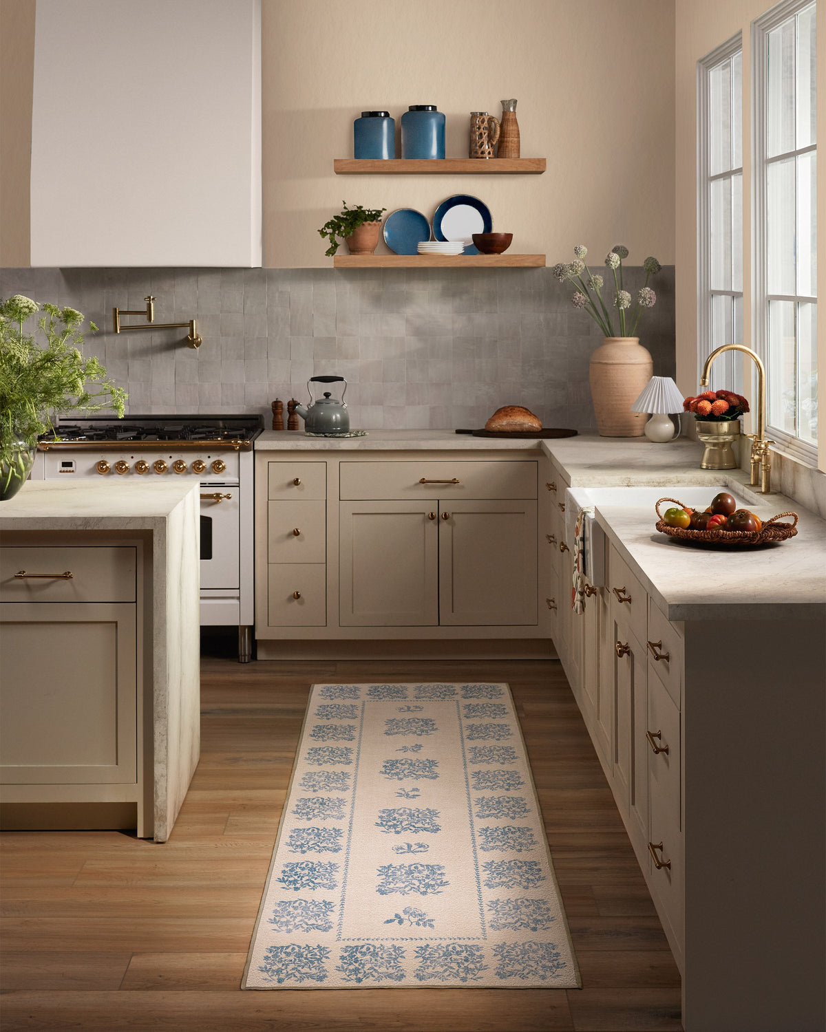 2-5x7_kitchen