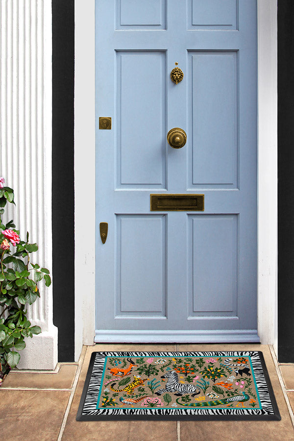 DM23_front_door