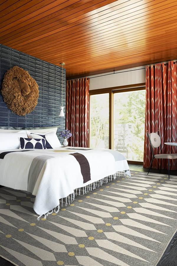 8x10_bedroom