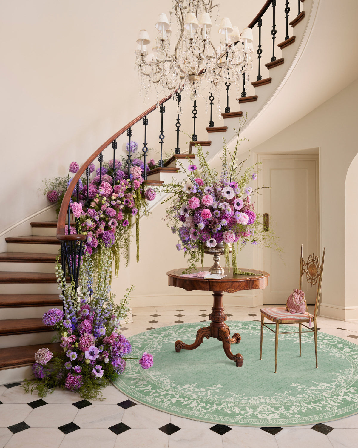 8R_entryway