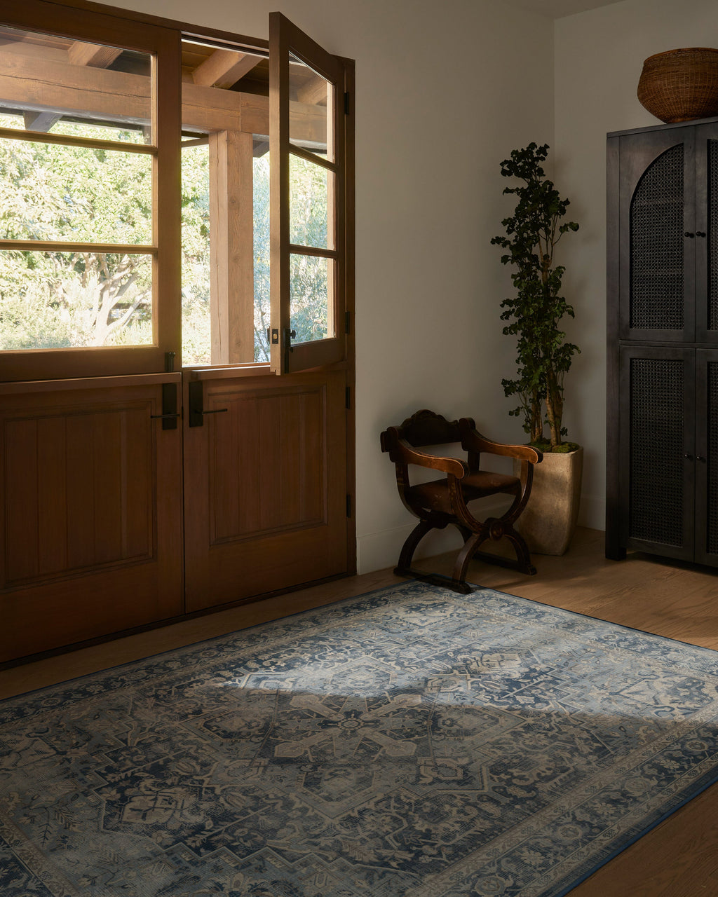 5x7_entryway