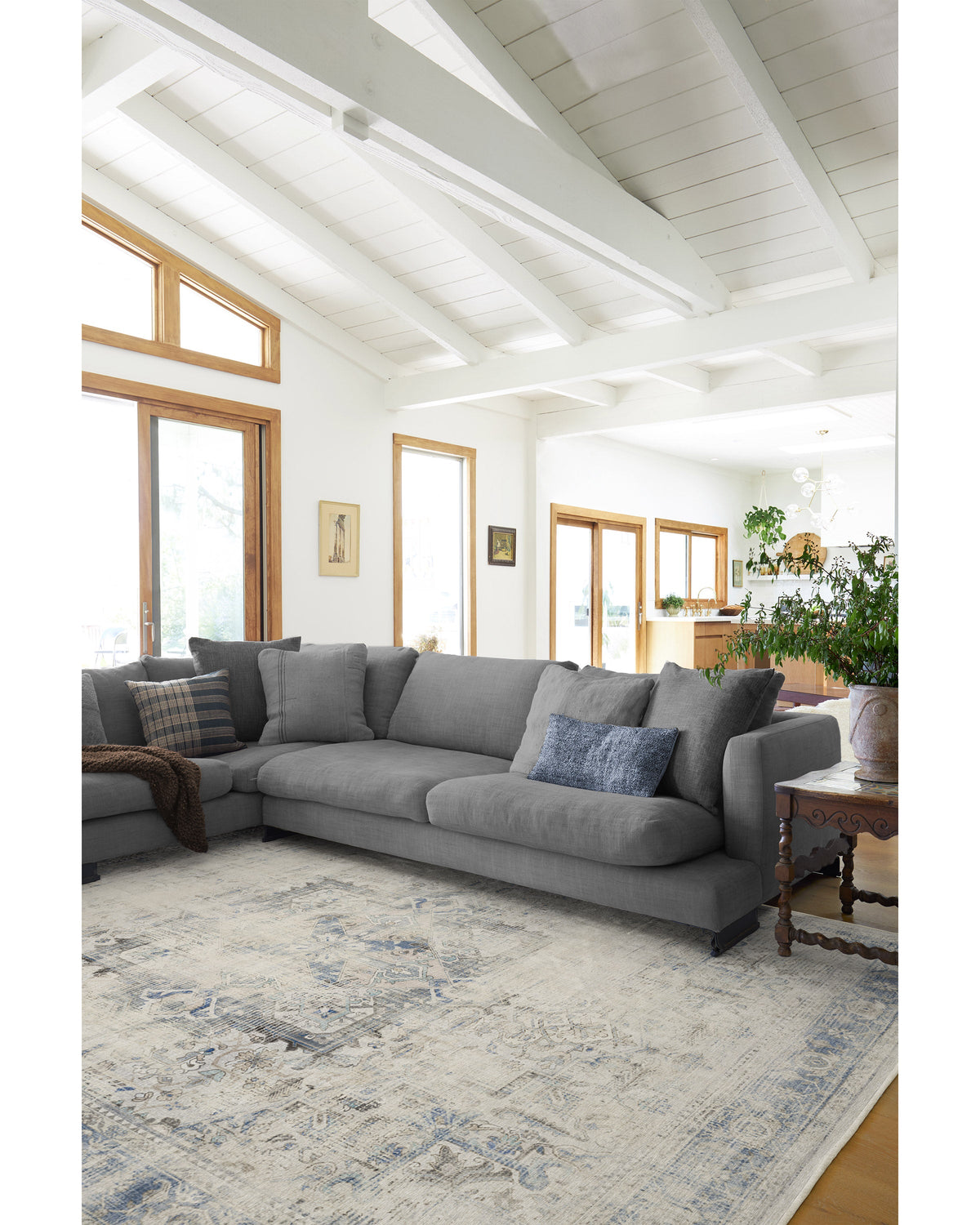 8x10_living_room