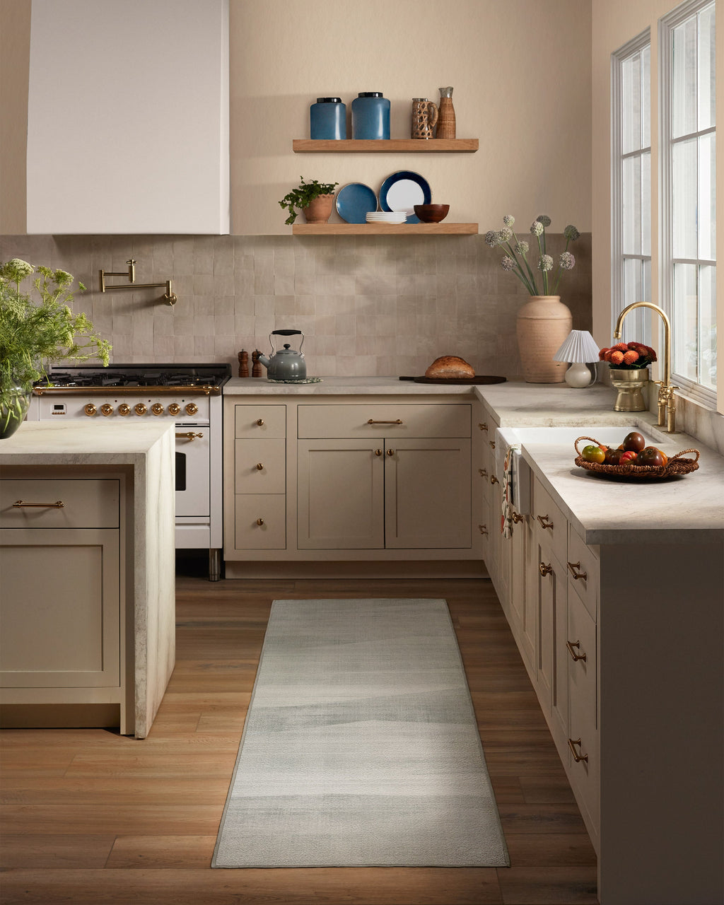 2-5x7_kitchen