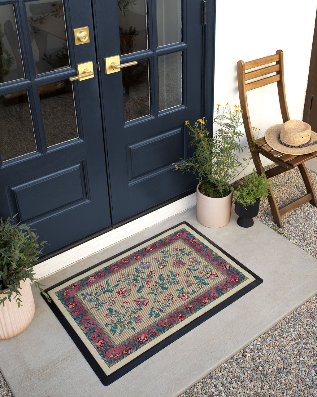 DM23_front_door