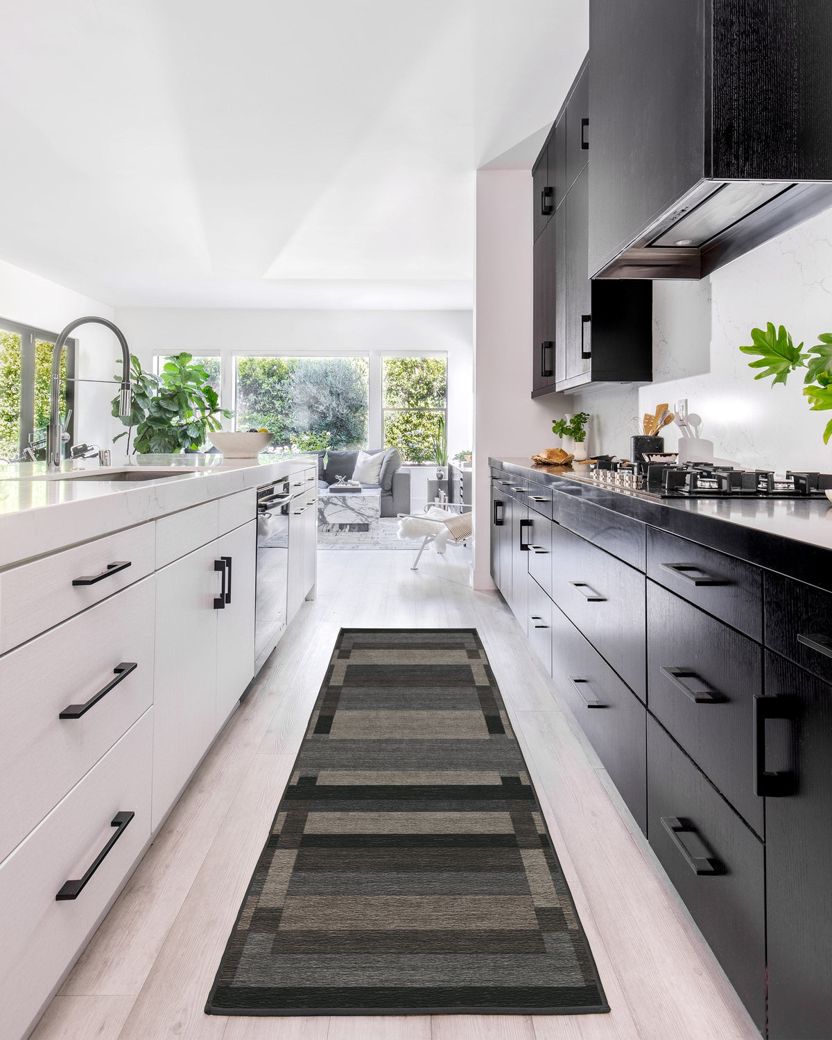 2-5x7_kitchen