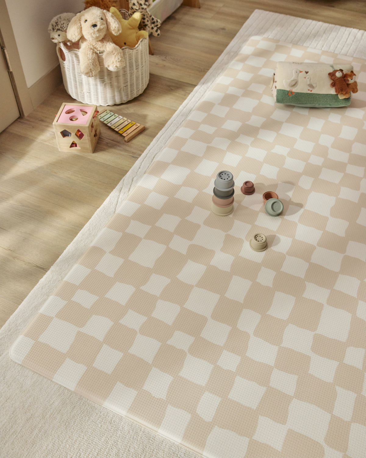 4-5x7_kids_room