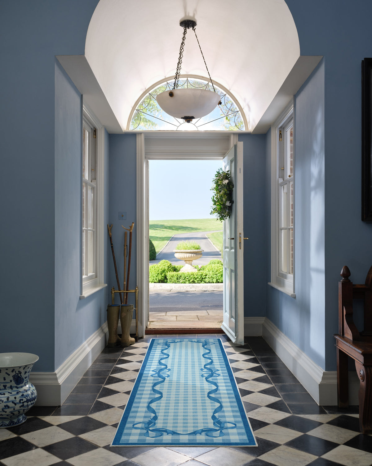 2-5x10_entryway