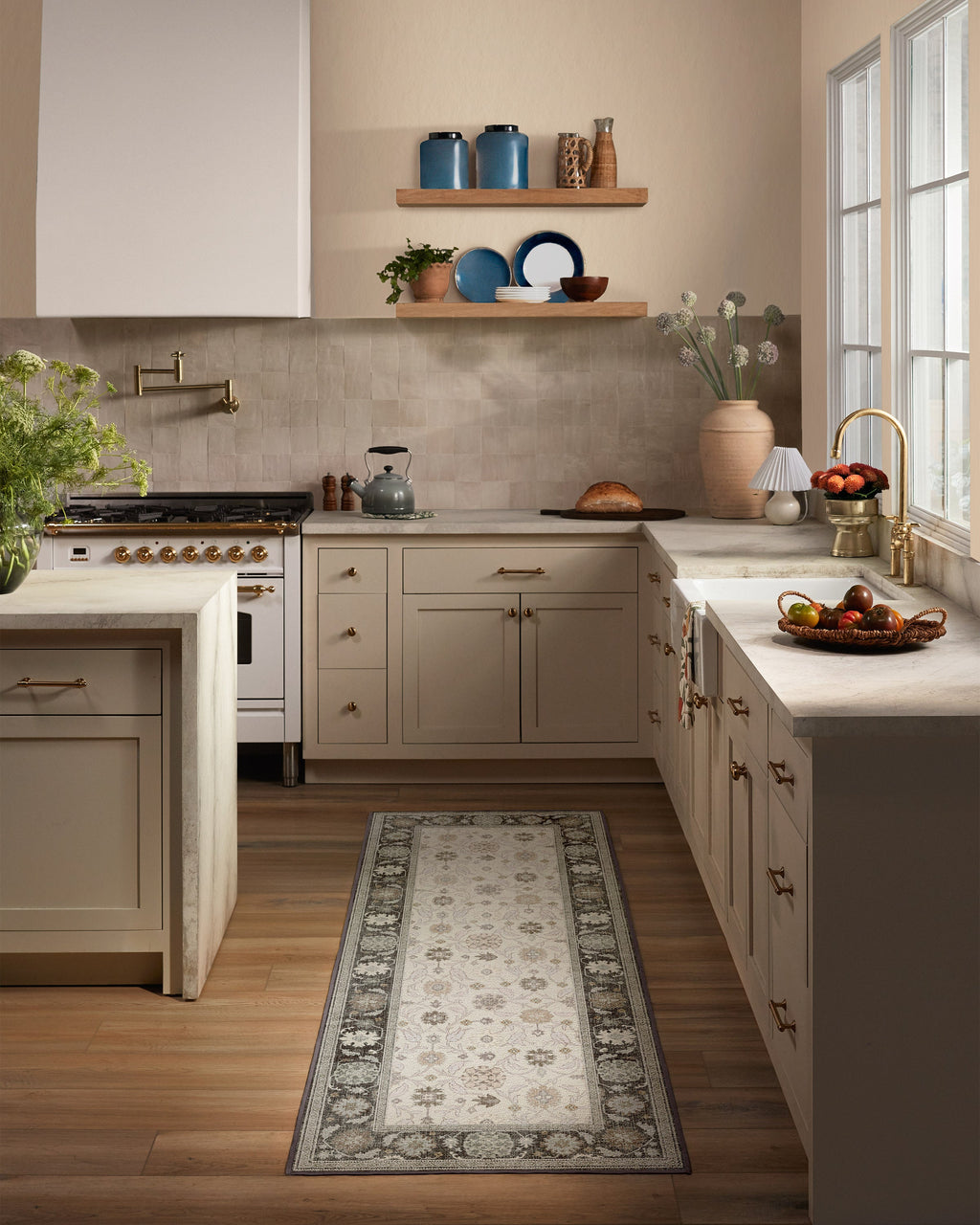 2-5x7_kitchen
