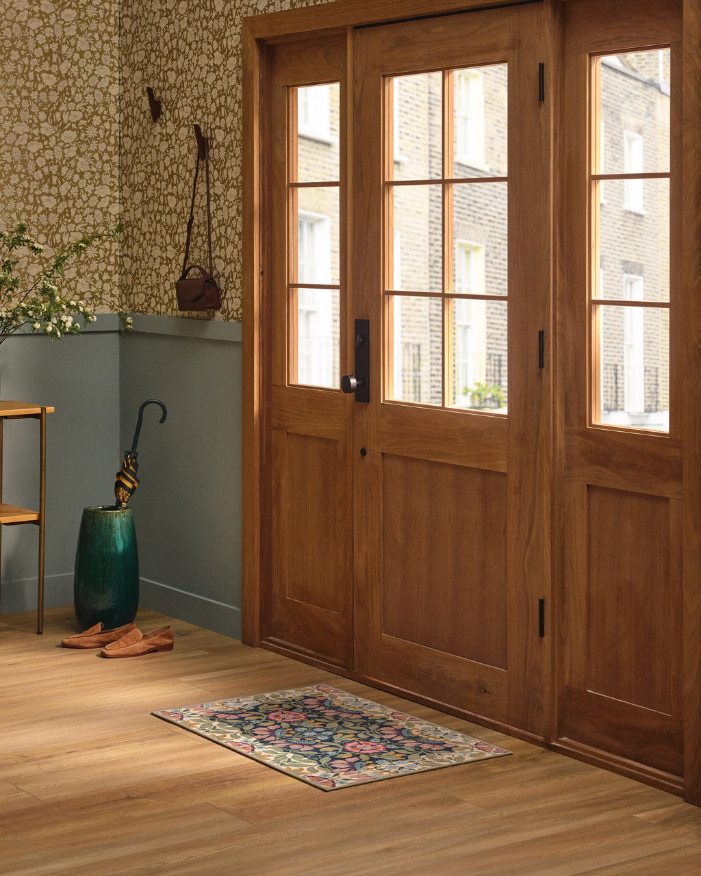2x3_entryway