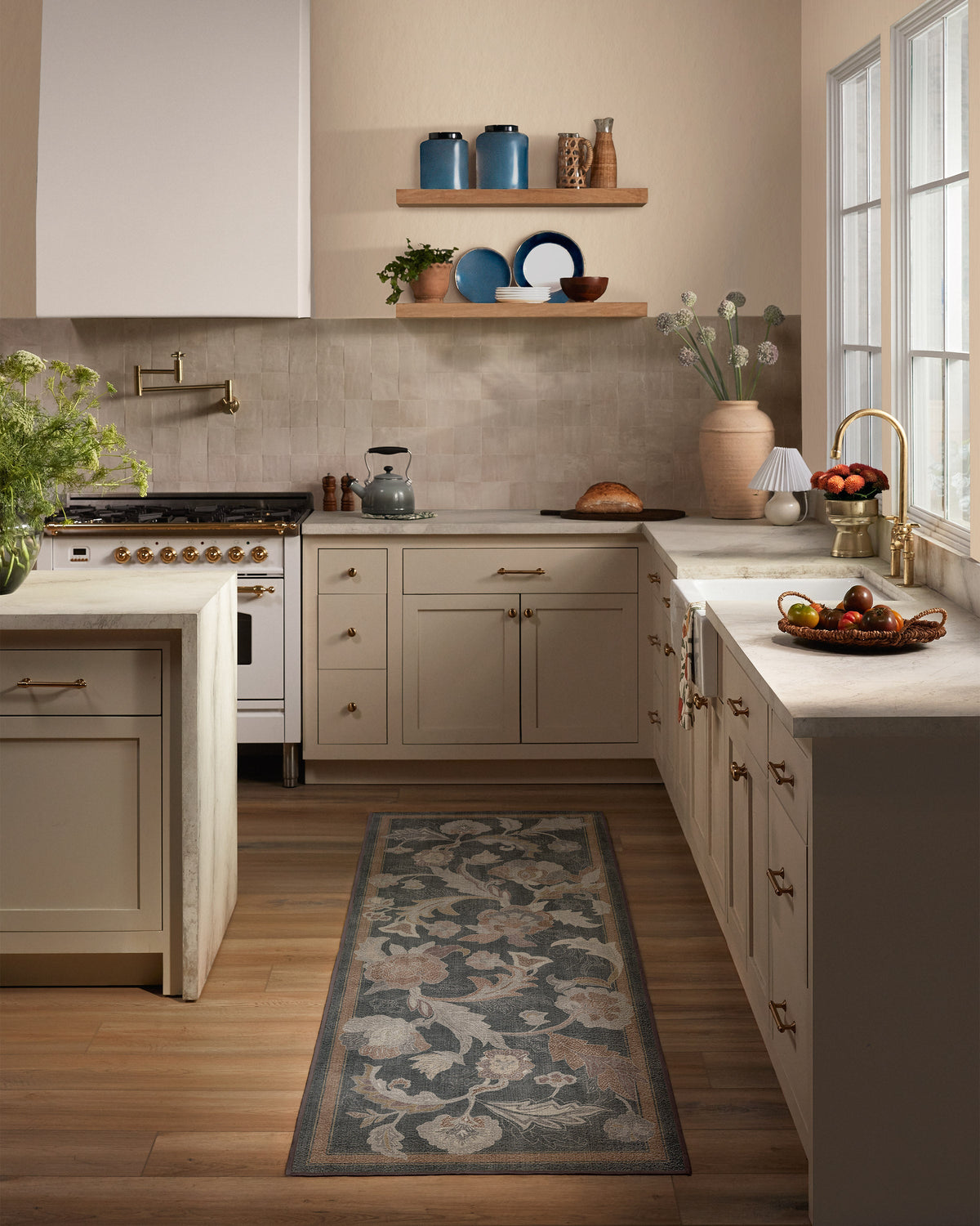 2-5x7_kitchen