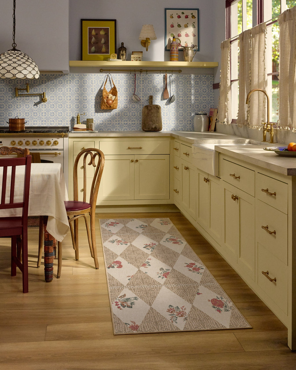 2-5x7_kitchen