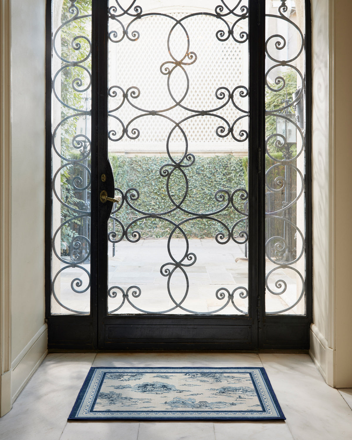 2x3_entryway