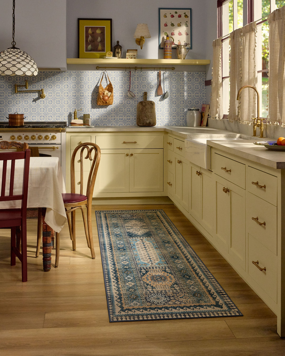 2-5x7_kitchen