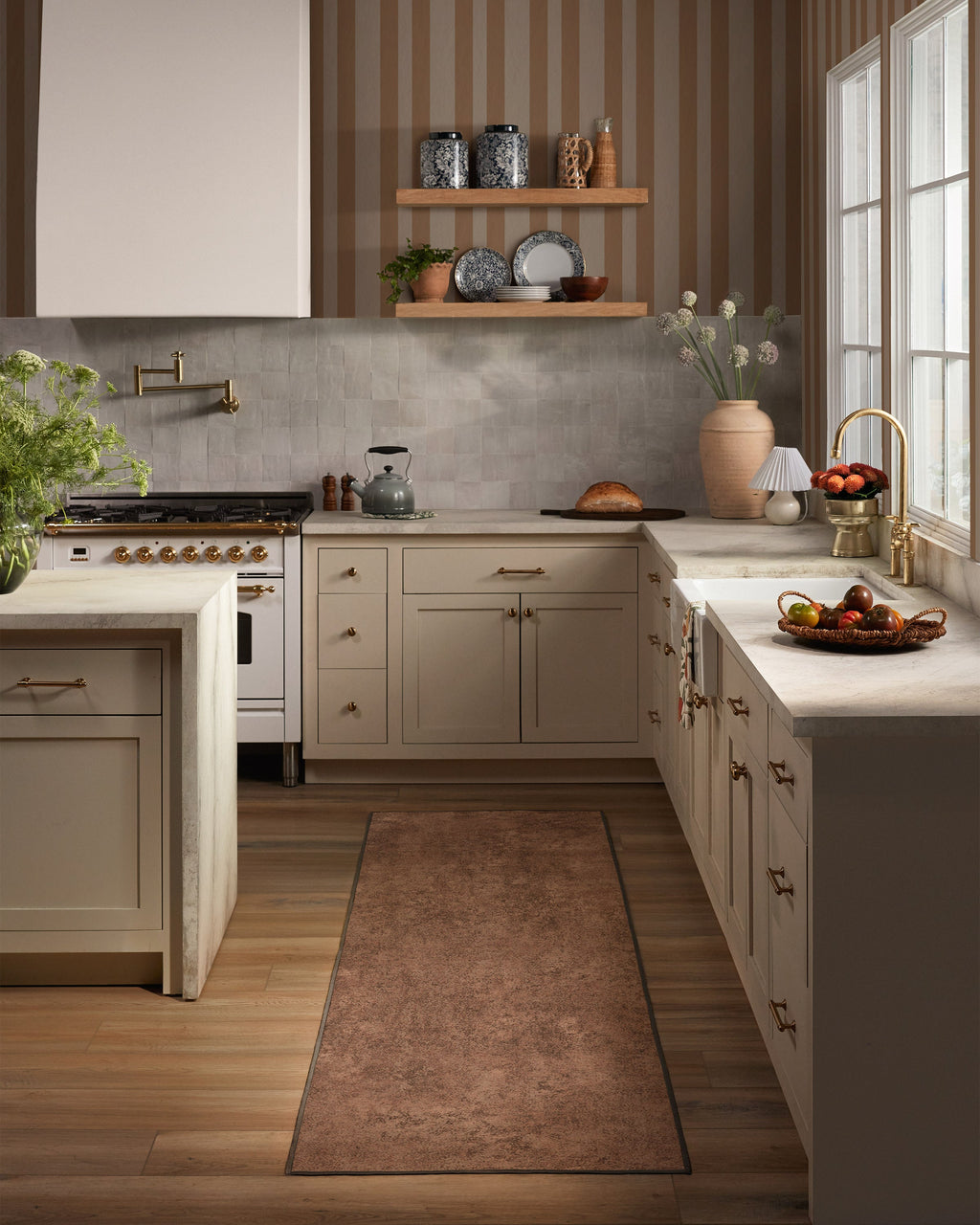 2-5x7_kitchen