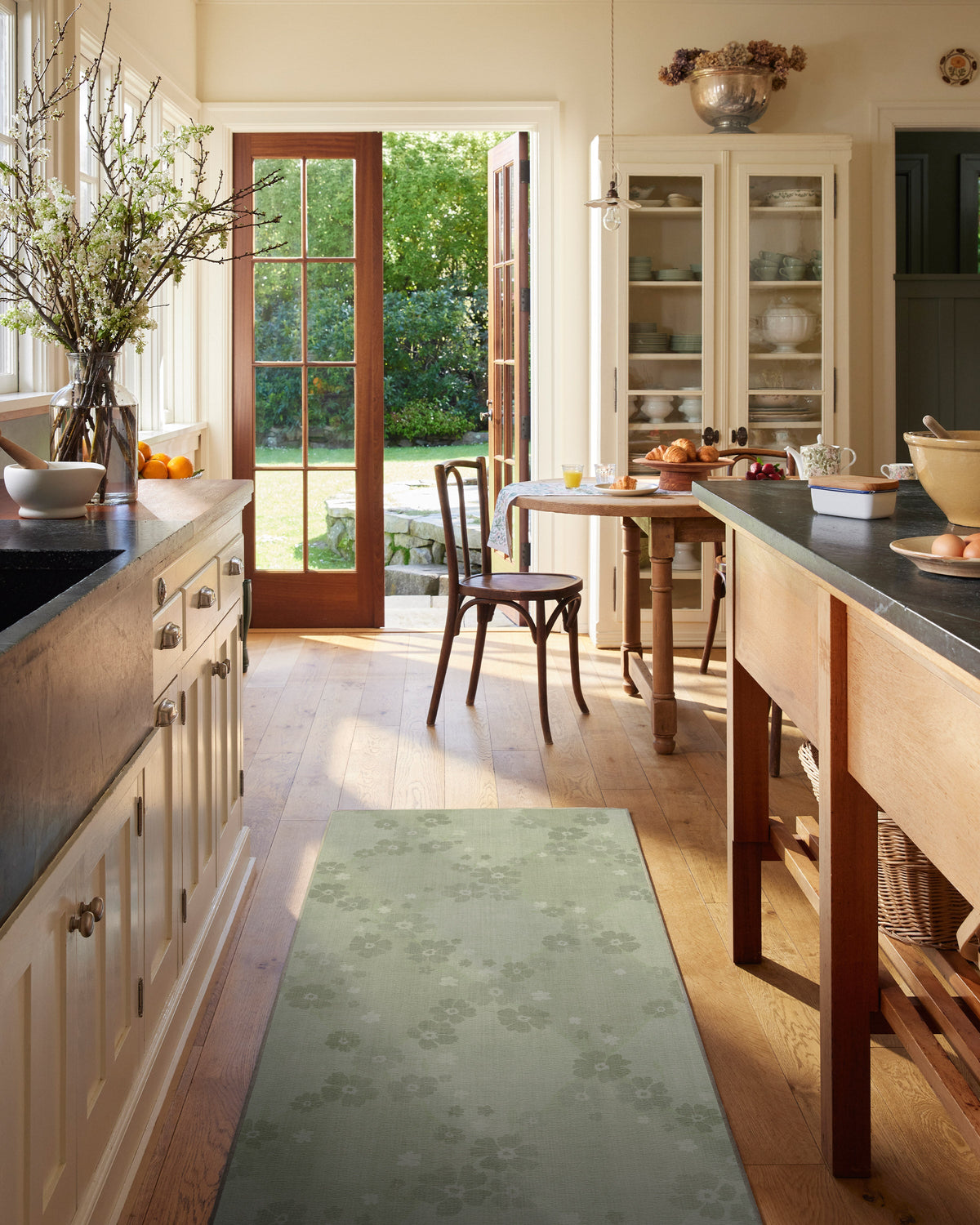 2-5x7_kitchen