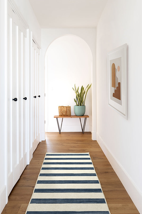 2-5x7_hallway